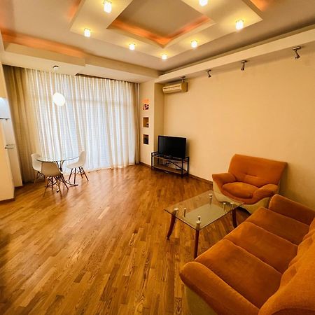 Four Seasons Apartment By Baku Housing Extérieur photo